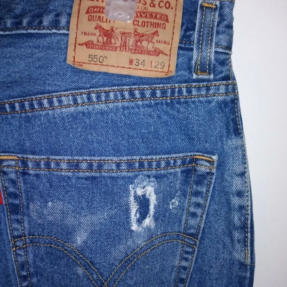 VTG Mens Levi's 550 Jeans 34x29 Relaxed distressed